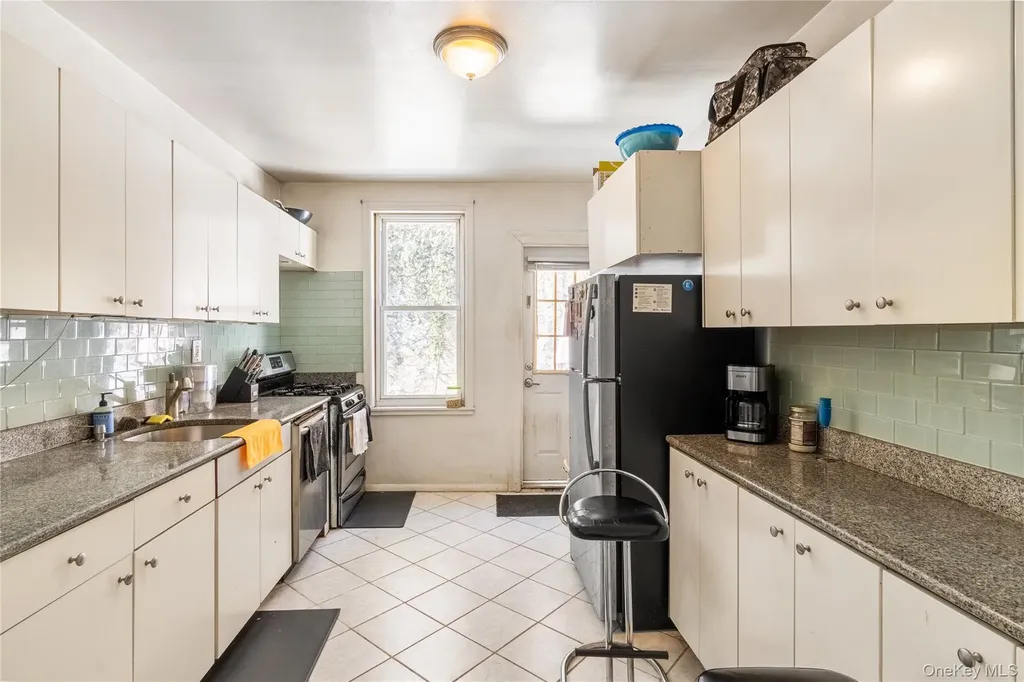 2969 Perry Avenue Bronx NY 10458