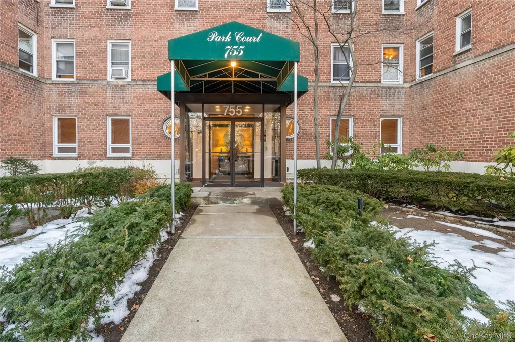 755 Bronx River Road Bronxville NY 10708