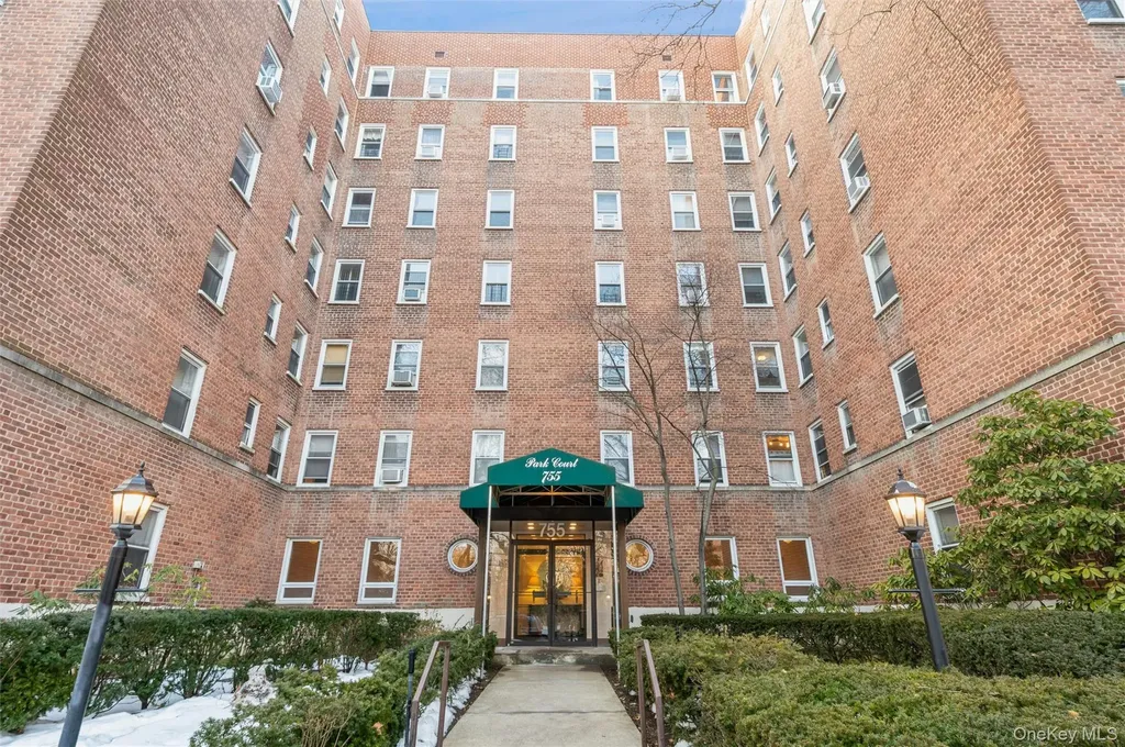 755 Bronx River Road Bronxville NY 10708