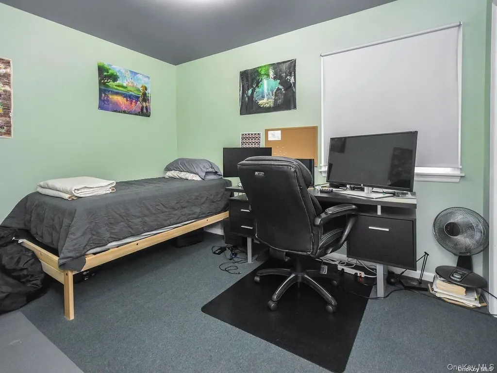 14 Hillcrest Street Huntington NY 11743