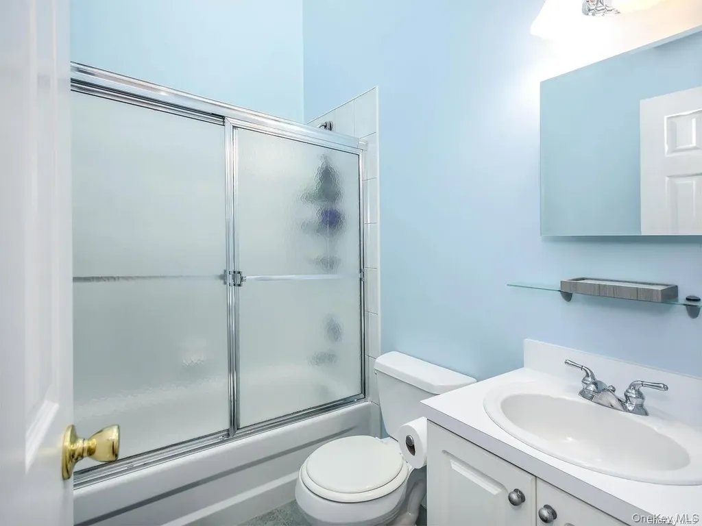 14 Hillcrest Street Huntington NY 11743