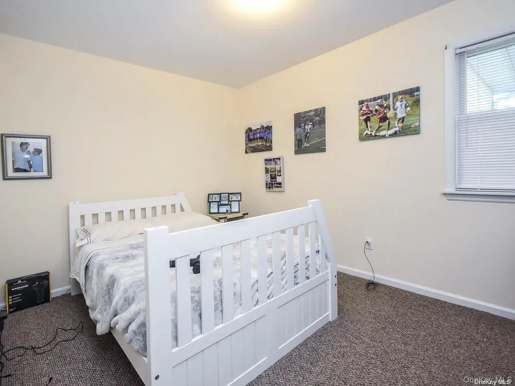 14 Hillcrest Street Huntington NY 11743
