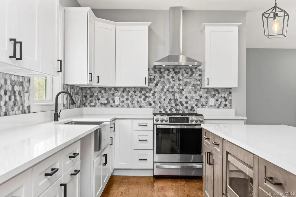194 South Road Holmes NY 12531