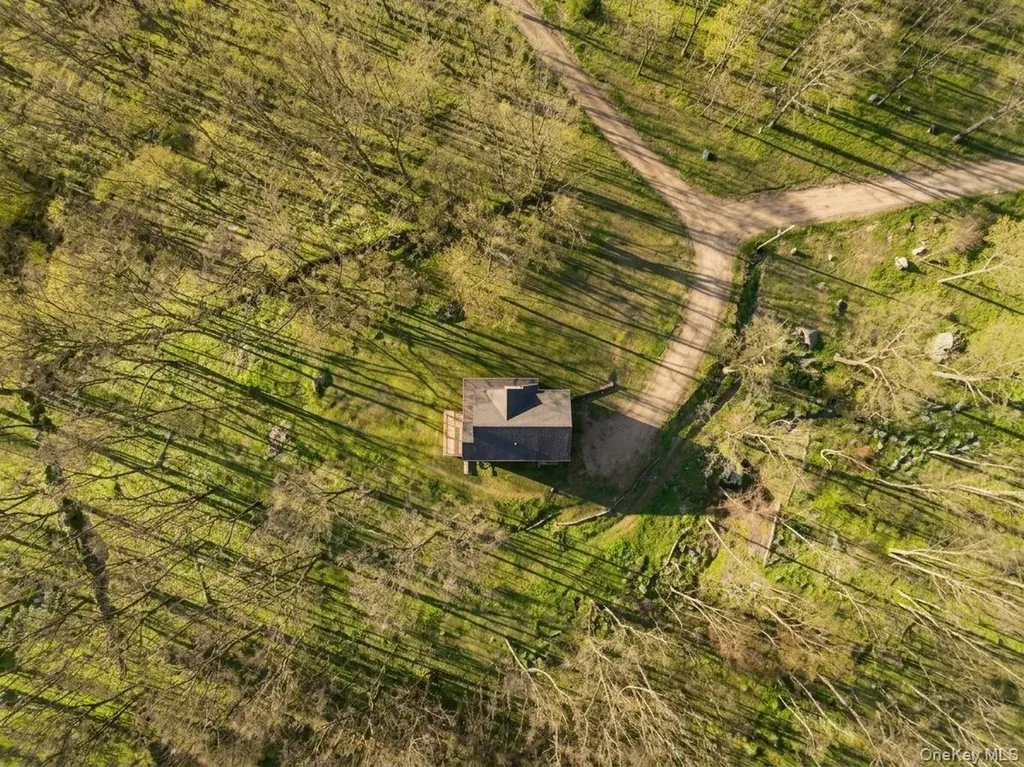 194 South Road Holmes NY 12531