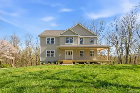 194 South Road Holmes NY 12531