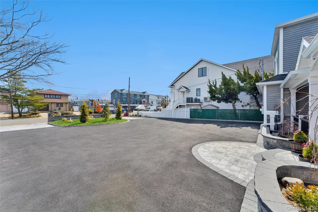890 S Long Beach Avenue Freeport NY 11520