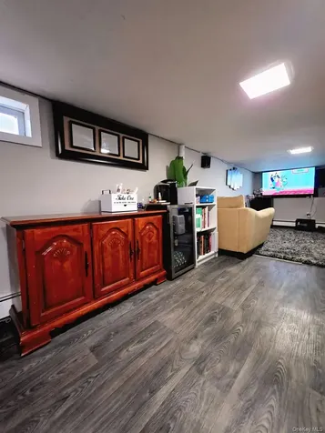 890 Clay Street Baldwin NY 11510