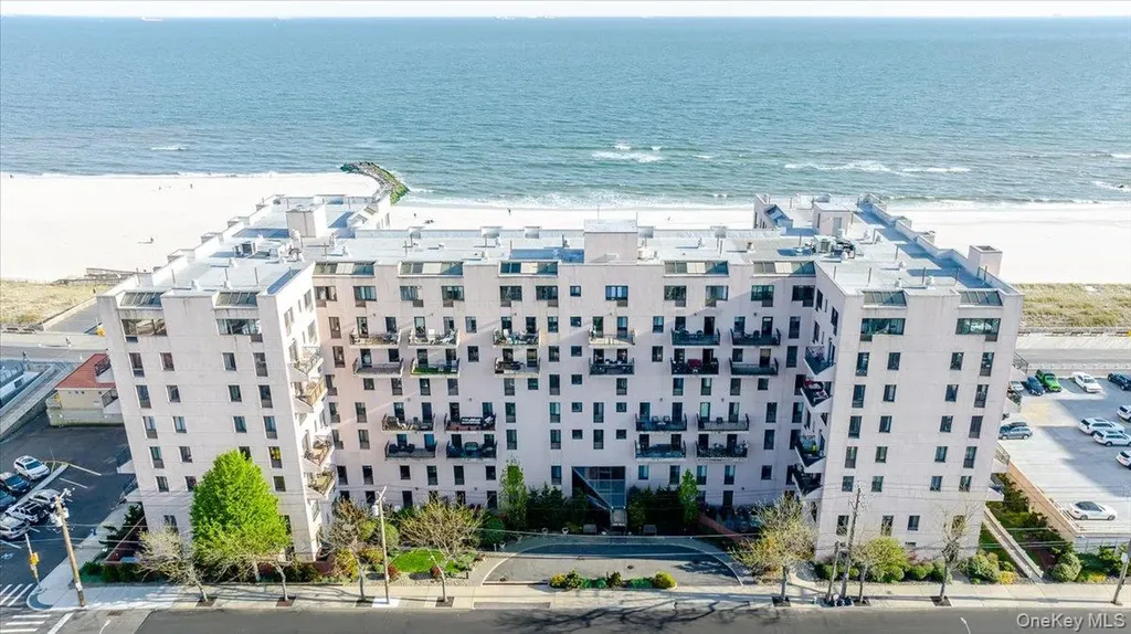 100 W Broadway Long Beach NY 11561