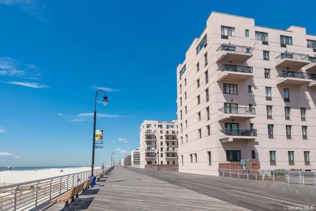 100 W Broadway Long Beach NY 11561