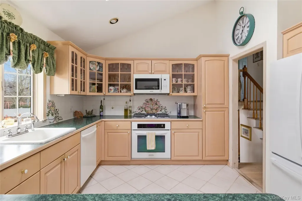 138 Washington Street Farmingdale NY 11735