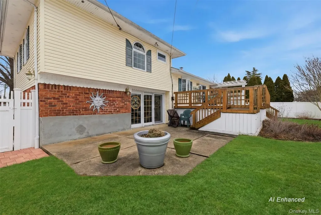 138 Washington Street Farmingdale NY 11735