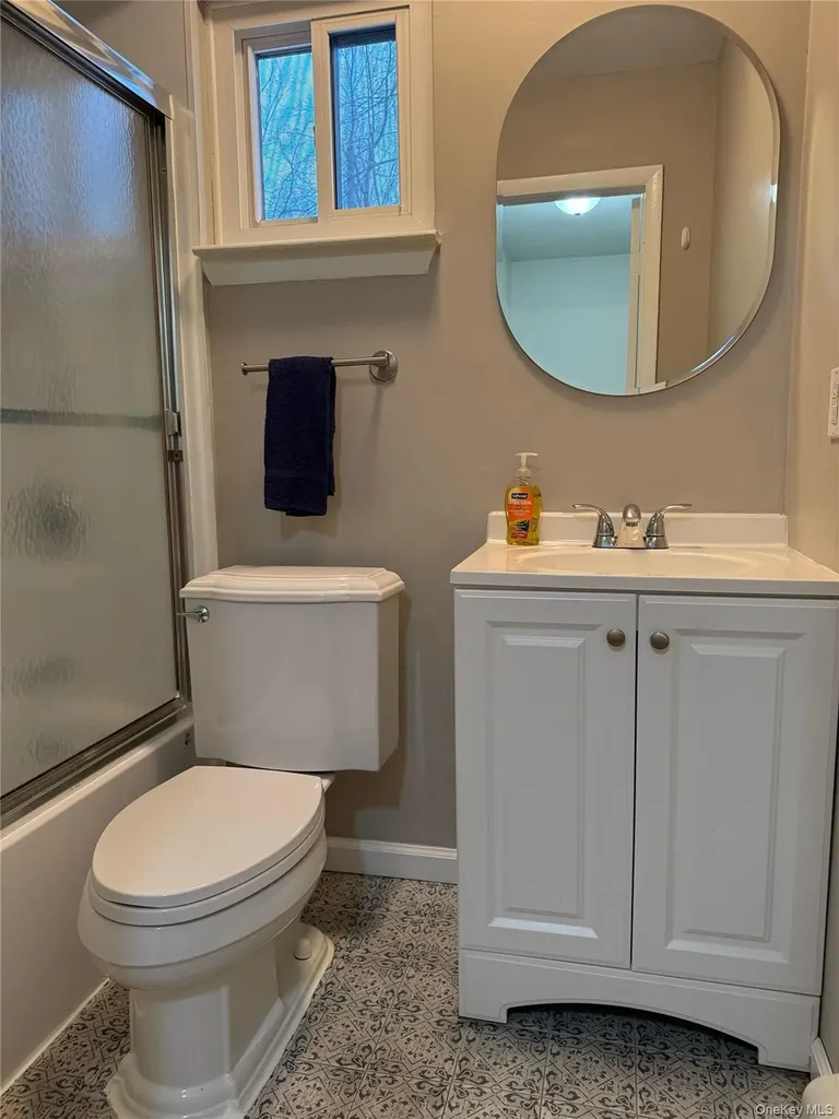 1701 Cherry Hill Drive Poughkeepsie NY 12603
