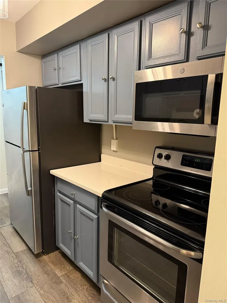 1701 Cherry Hill Drive Poughkeepsie NY 12603