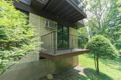 1701 Cherry Hill Drive Poughkeepsie NY 12603