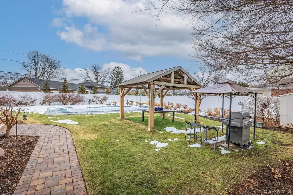 45 Terry Lane Commack NY 11725