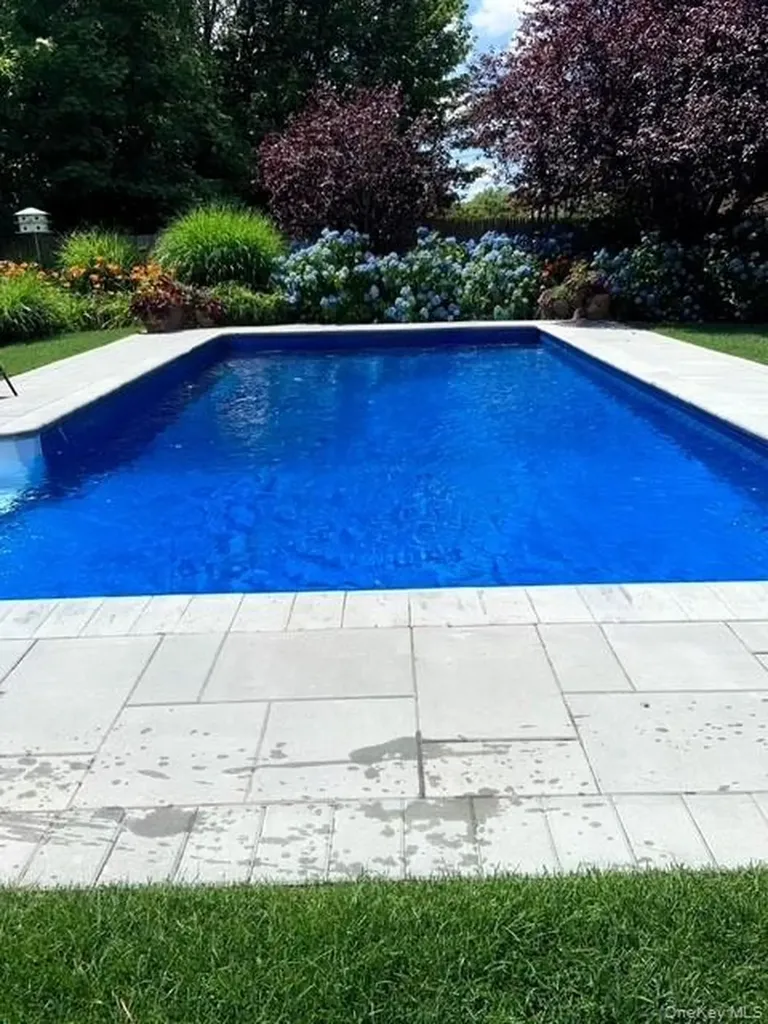 45 Terry Lane Commack NY 11725