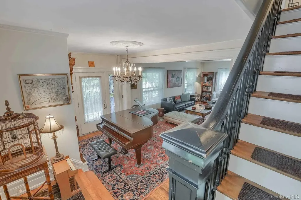 105 Hooker Avenue Poughkeepsie NY 12601