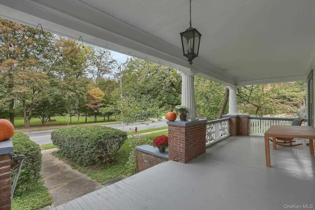 105 Hooker Avenue Poughkeepsie NY 12601