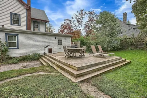 105 Hooker Avenue Poughkeepsie NY 12601