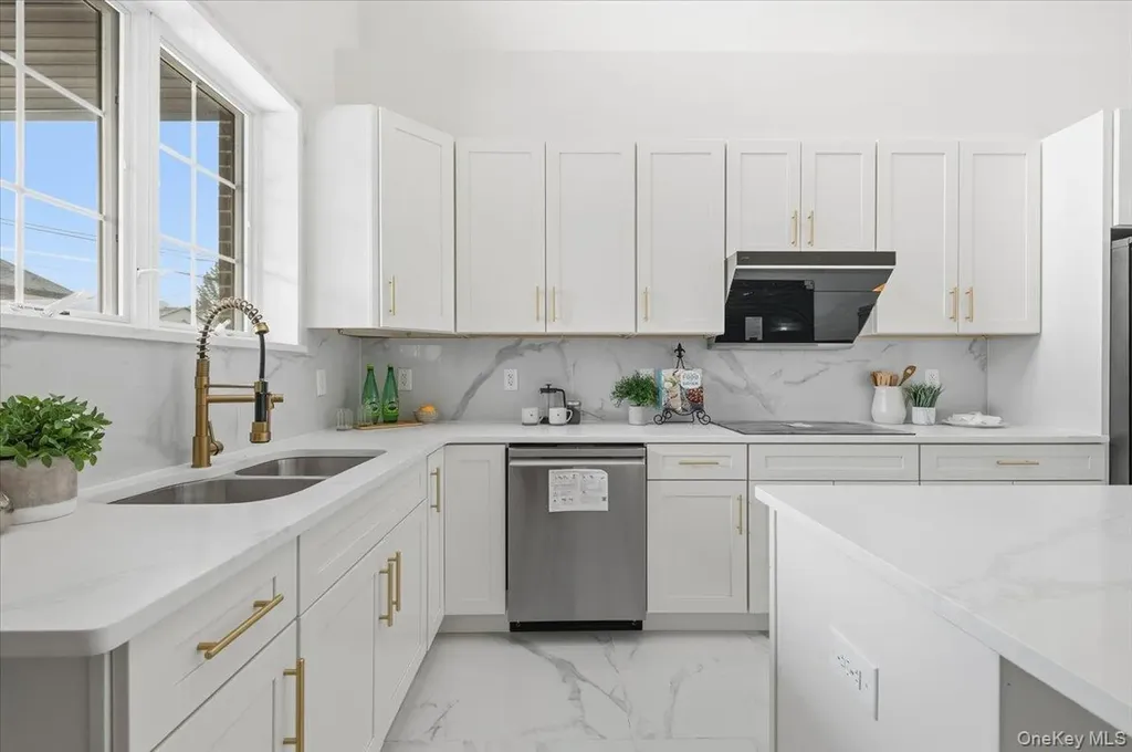 154-24 27th Avenue Flushing NY 11354