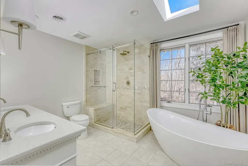 4 Kings Gate Road Suffern NY 10901