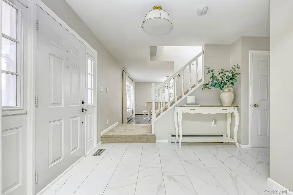 4 Kings Gate Road Suffern NY 10901