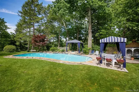 225 E Lake Road Tuxedo Park NY 10987