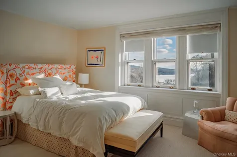 43 Ontio Road Tuxedo Park NY 10987