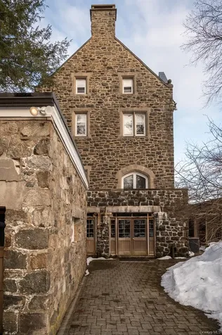 43 Ontio Road Tuxedo Park NY 10987