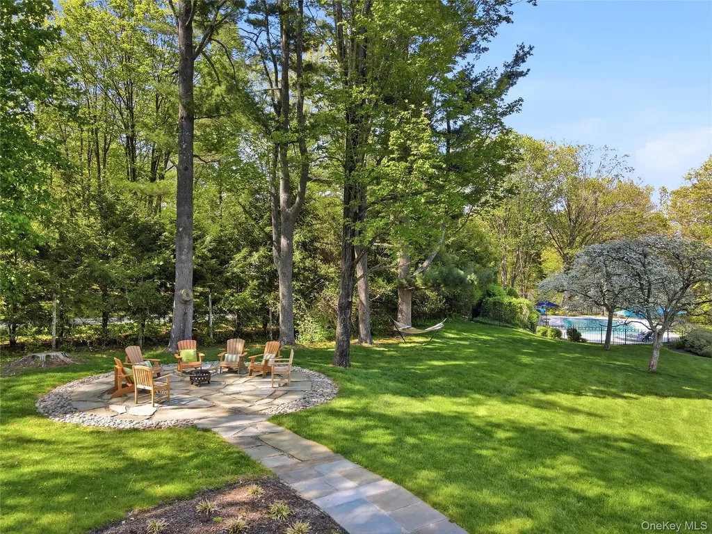 105 Old Corner Road Bedford NY 10506
