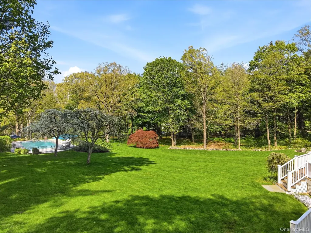 105 Old Corner Road Bedford NY 10506
