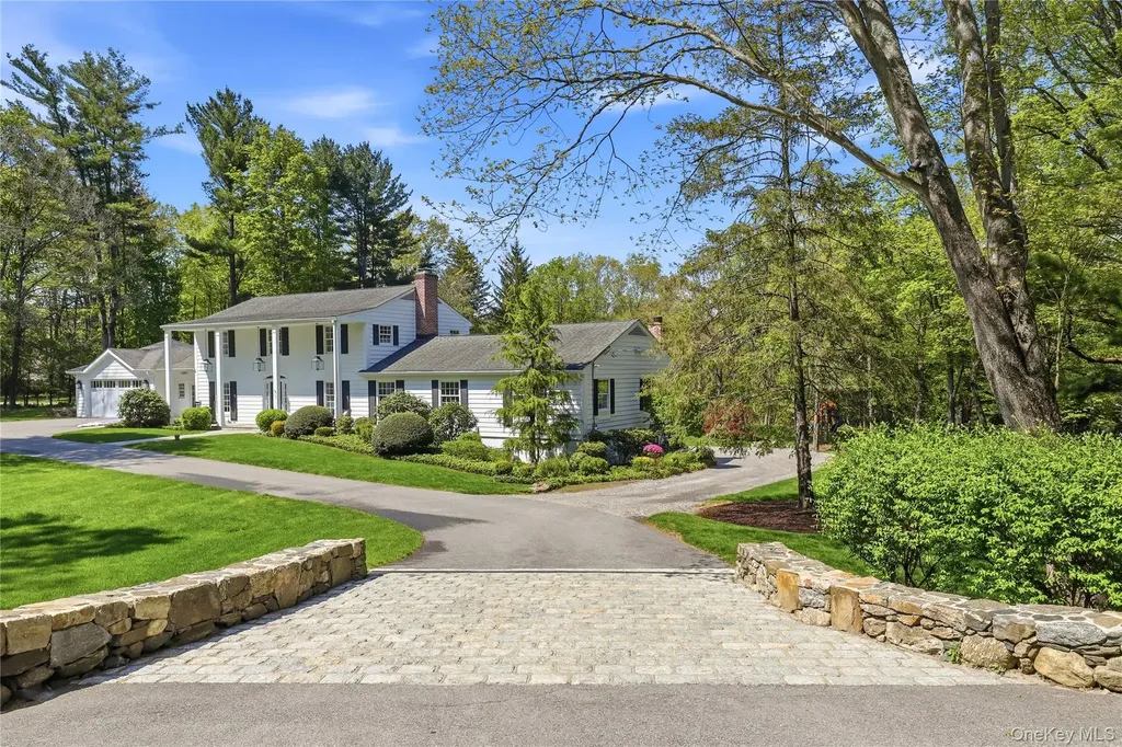 105 Old Corner Road Bedford NY 10506