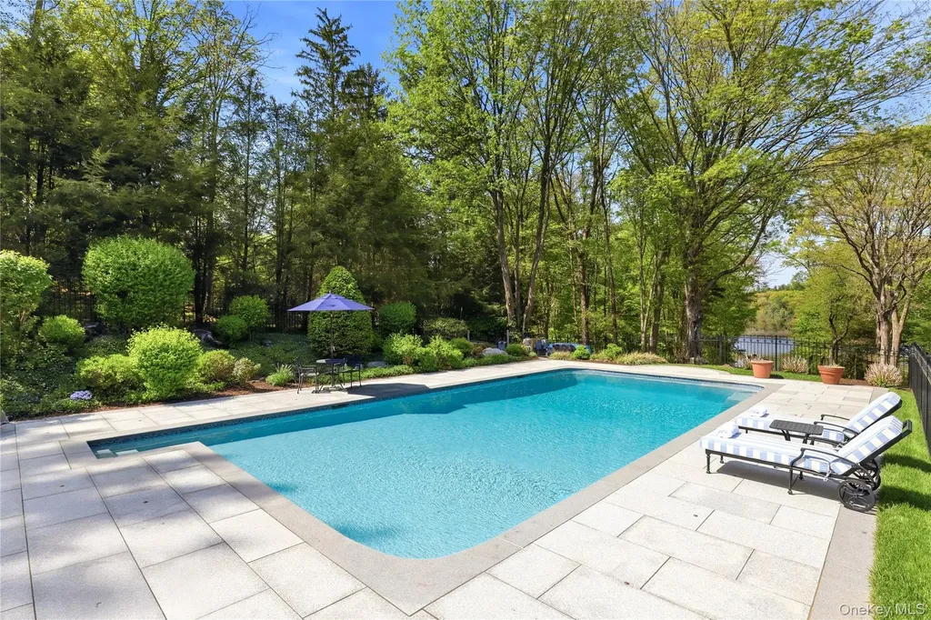 105 Old Corner Road Bedford NY 10506