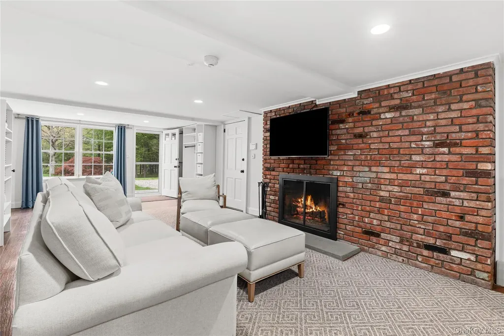 105 Old Corner Road Bedford NY 10506