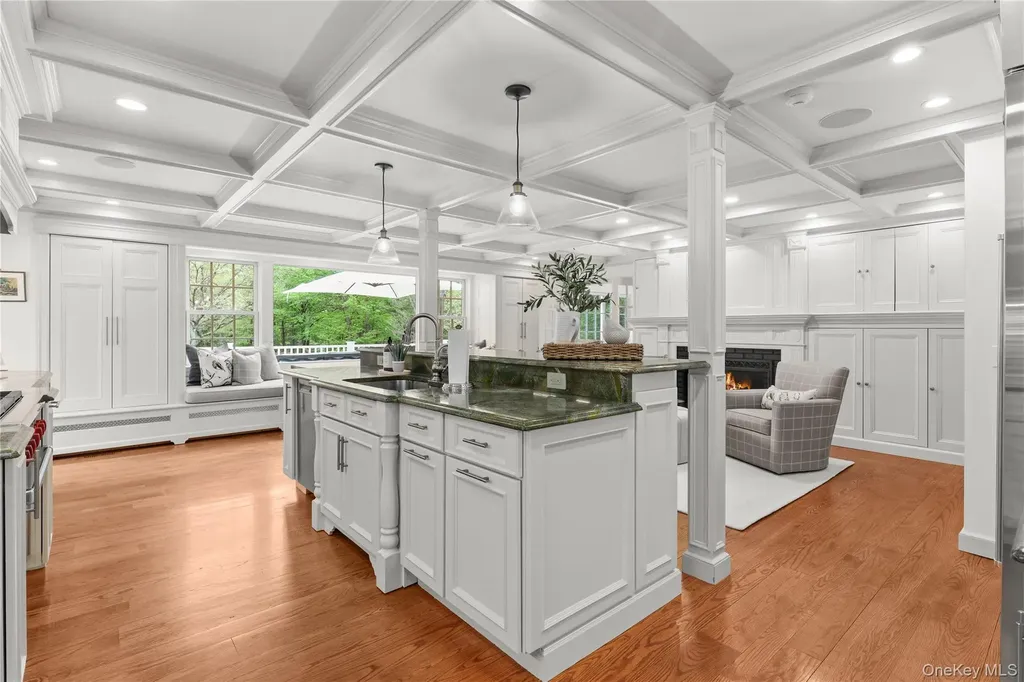 105 Old Corner Road Bedford NY 10506