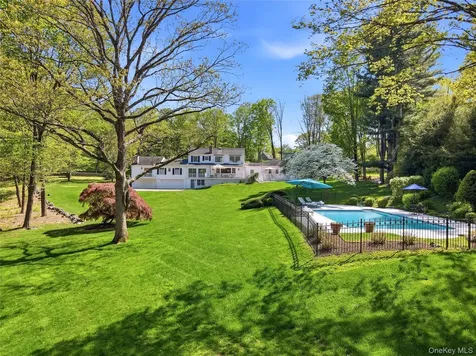 105 Old Corner Road Bedford NY 10506