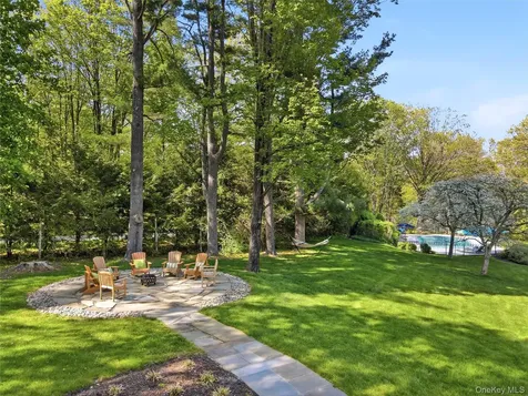 105 Old Corner Road Bedford NY 10506