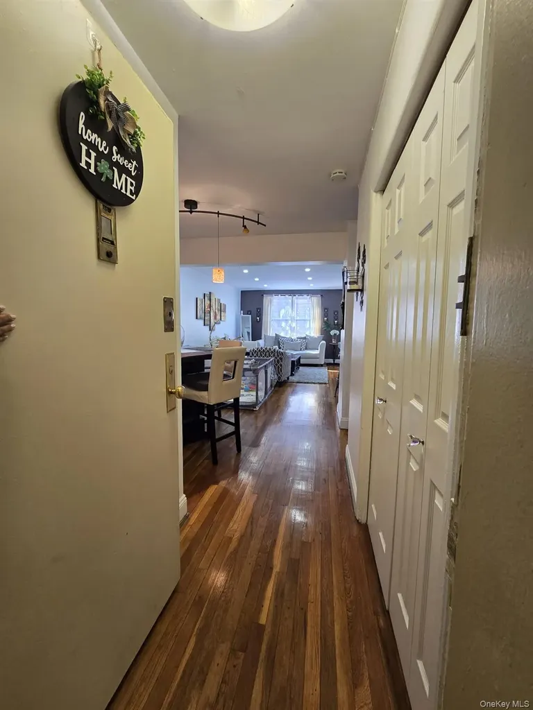 226-26 Union Turnpike Bayside NY 11364