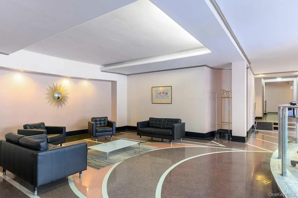 67-40 Yellowstone Boulevard Forest Hills NY 11375