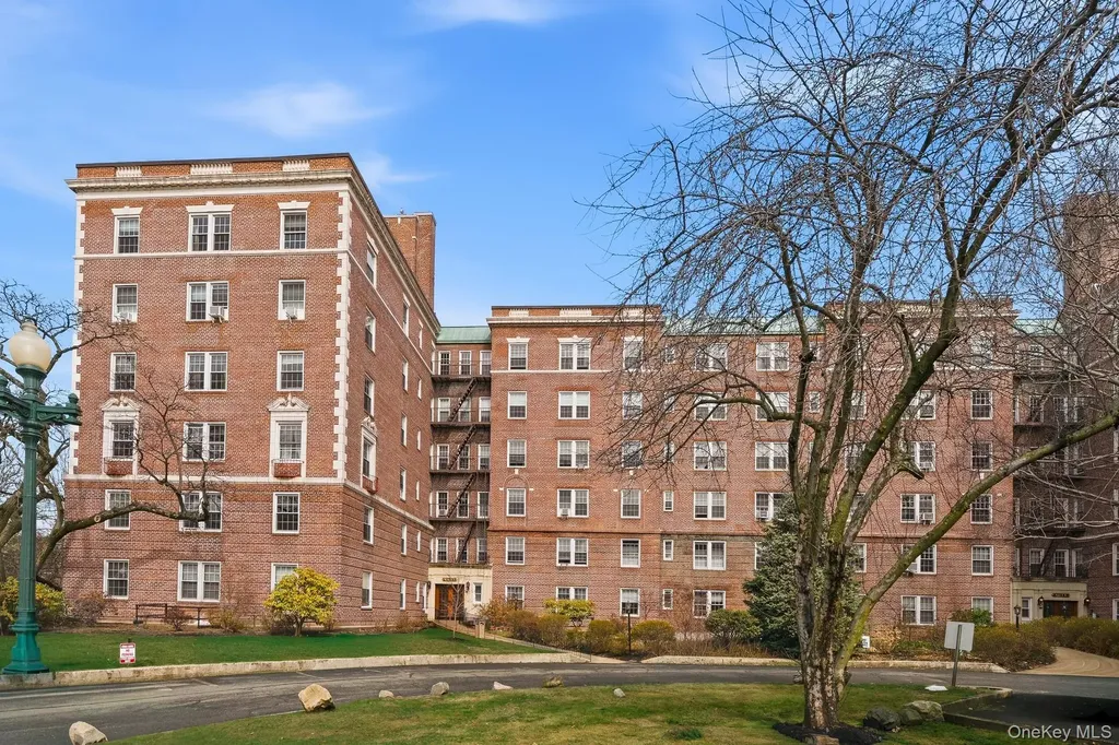 300 S Broadway Tarrytown NY 10591