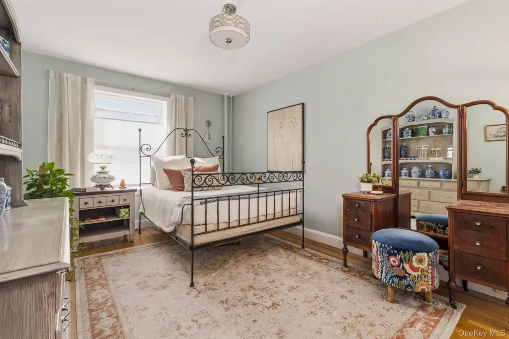 300 S Broadway Tarrytown NY 10591