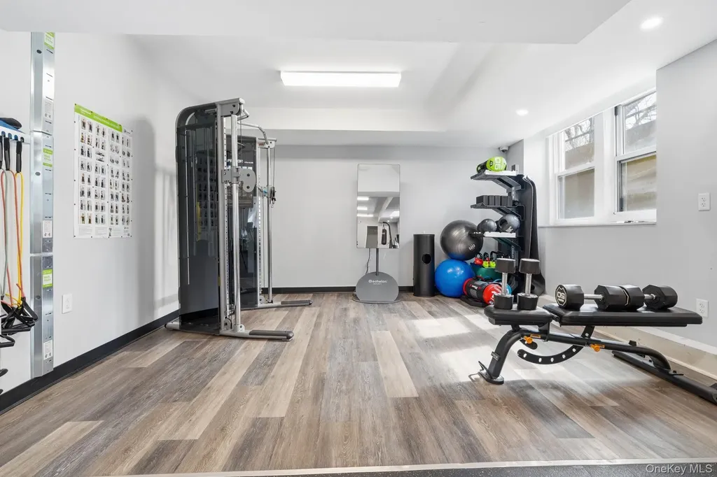 300 S Broadway Tarrytown NY 10591