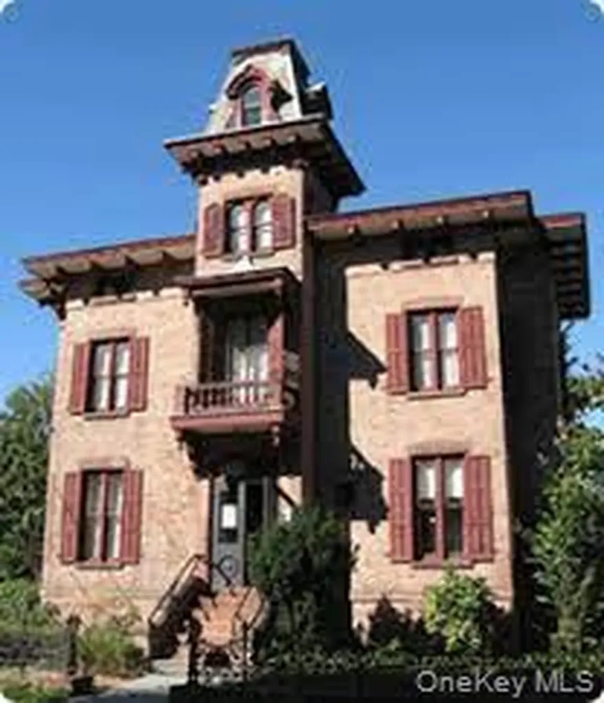 300 S Broadway Tarrytown NY 10591