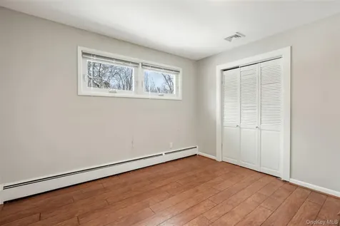 59 Hoags Cross Road Ossining NY 10562