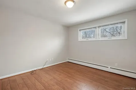 59 Hoags Cross Road Ossining NY 10562