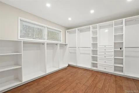 59 Hoags Cross Road Ossining NY 10562