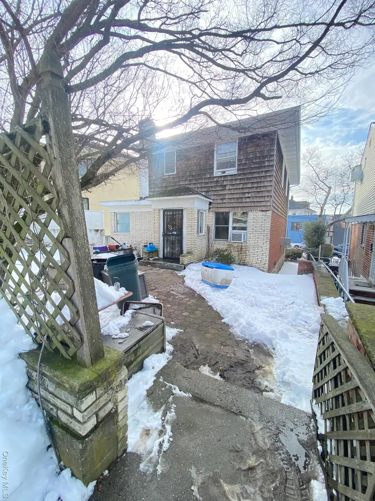1305 133rd Place College Point NY 11356