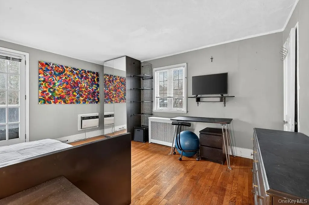 21 Lawrence Place Pelham NY 10803