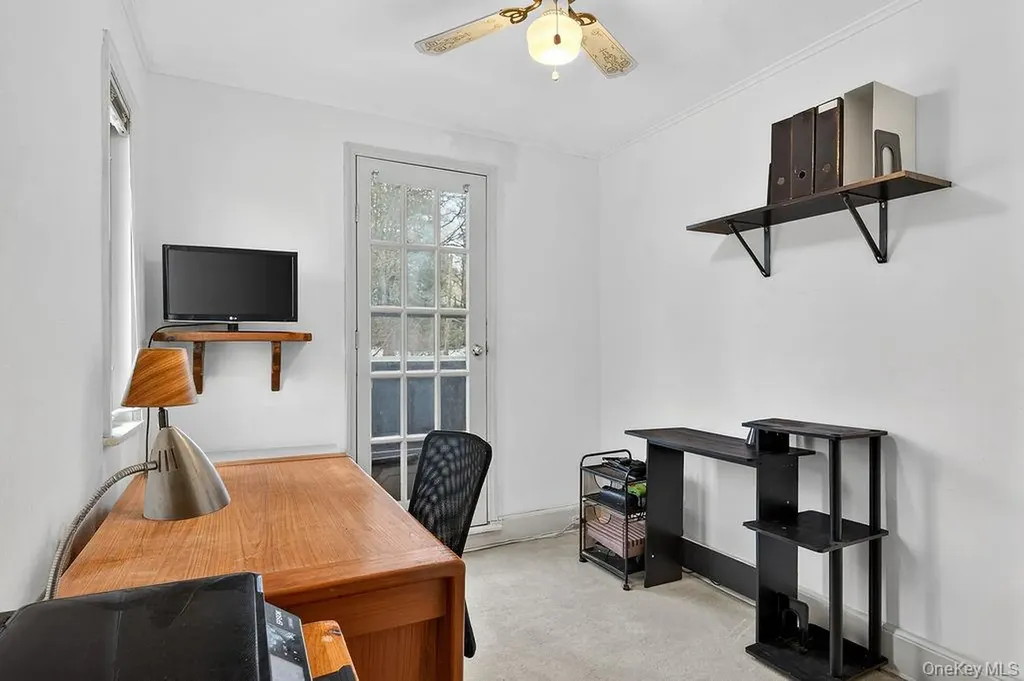 21 Lawrence Place Pelham NY 10803