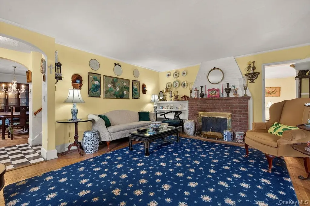 21 Lawrence Place Pelham NY 10803